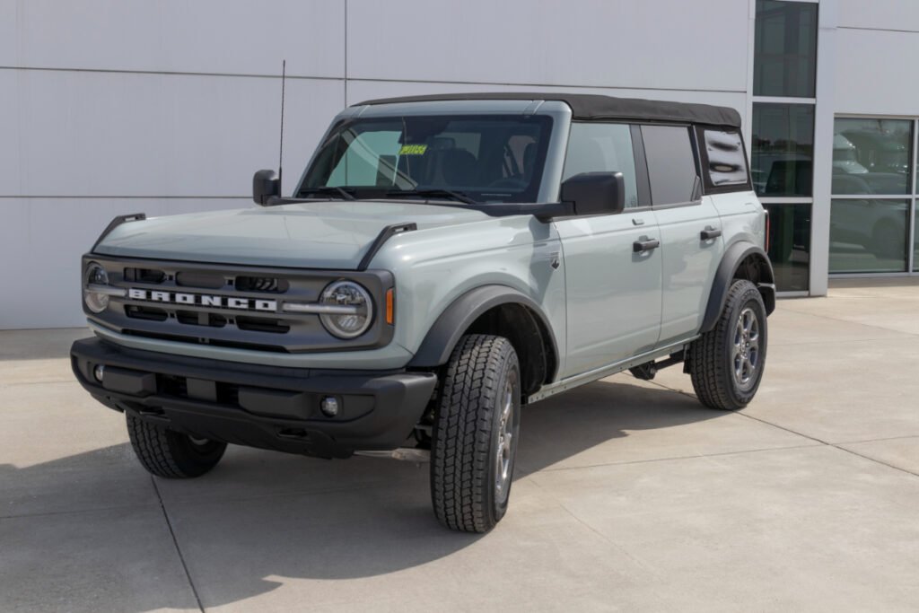 2022 Ford Bronco in Gray